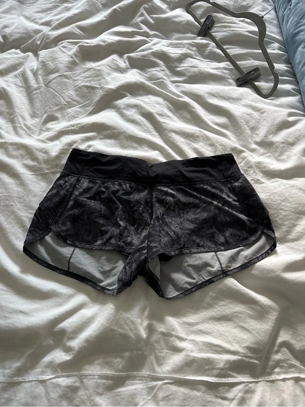 Vintage lululemon speed up shorts